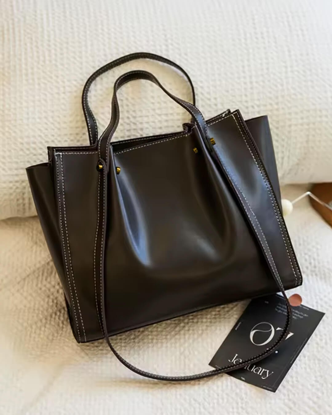 Charlotte | Vegan Leather Minimalist Contrast-Stitch Tote Bag