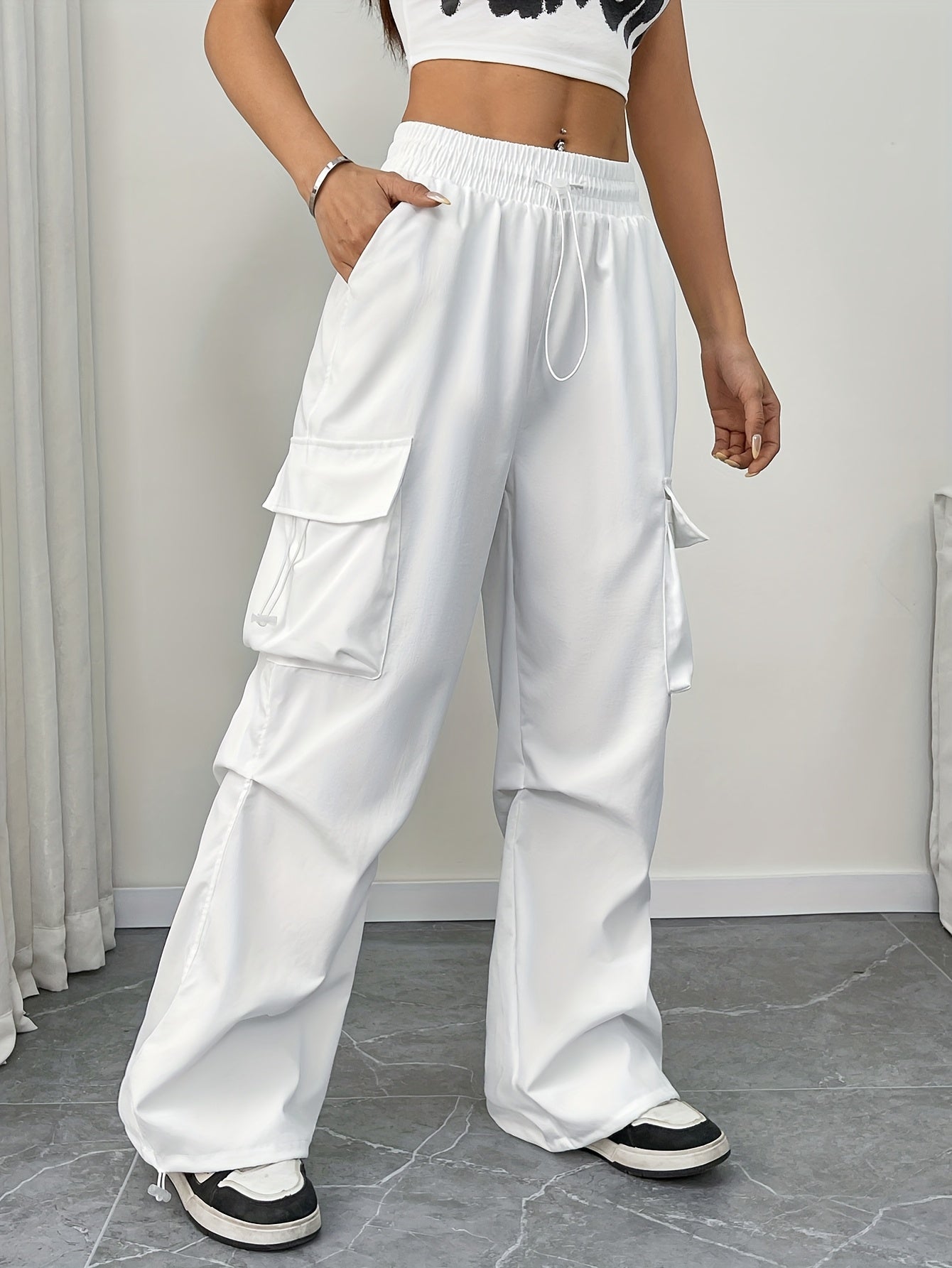 Chloe | Women's Wide Leg Cargo Pocket Drawstring Pants