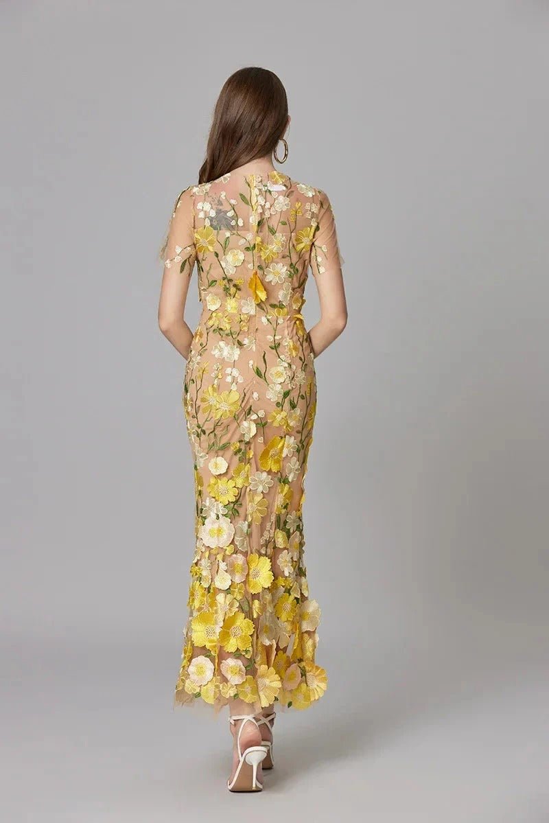 Scarlett | Women's Floral Applique Sleeveless Maxi Dress