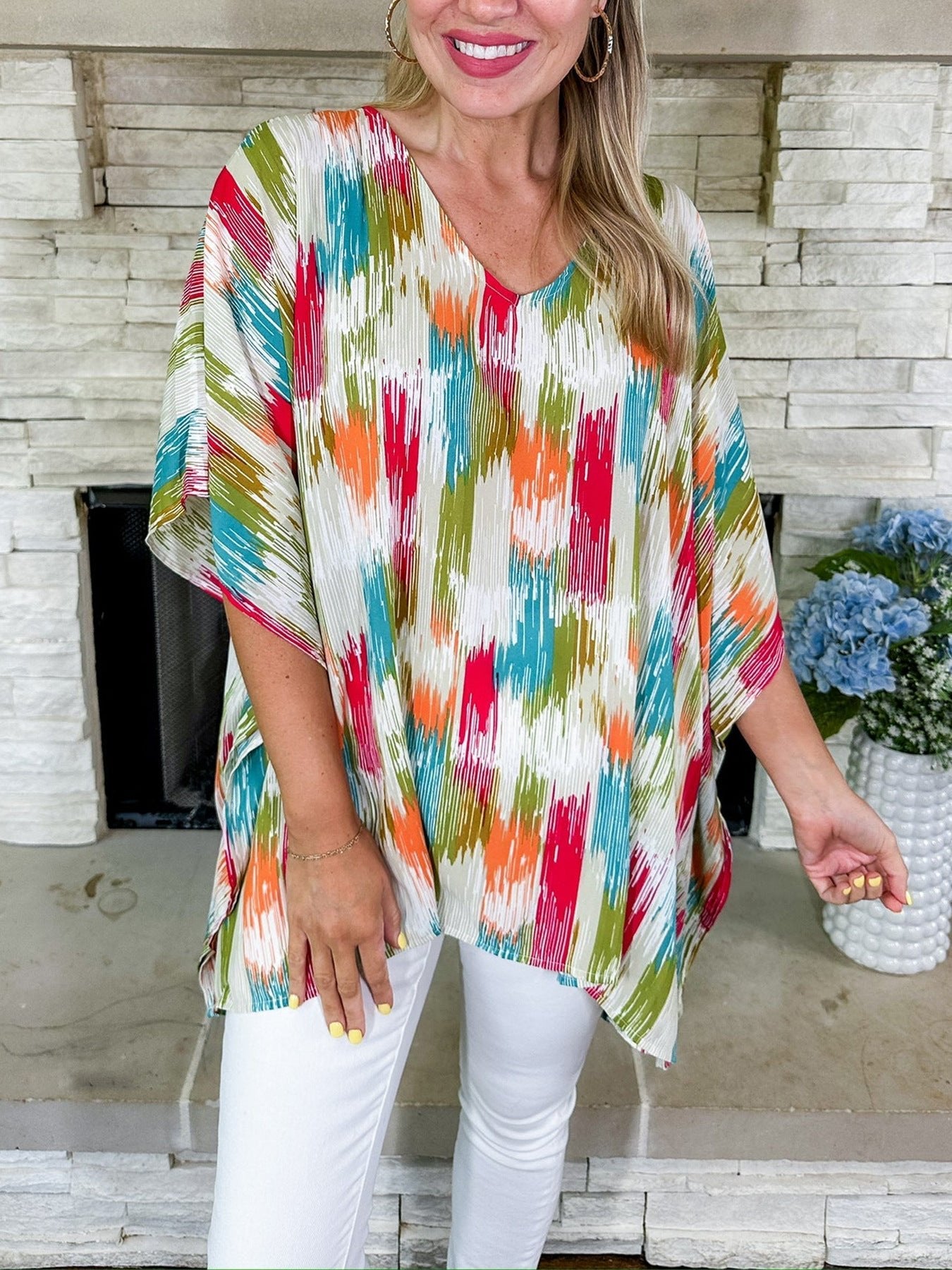 Layla | Women's Oversized V-Neck Abstract Print Tunic Top