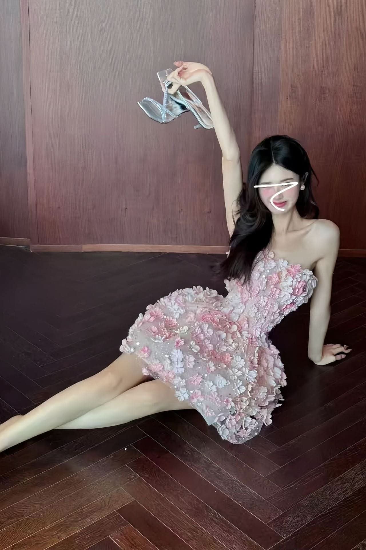 Olivia | Women's Strapless 3D Floral Embellished Mini Cocktail Dress