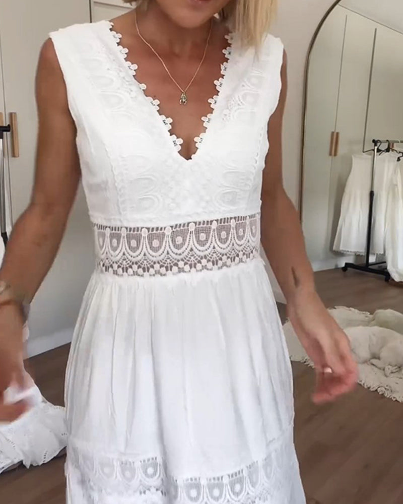 Willow | Women's Boho Sleeveless V Neck Midi Dress