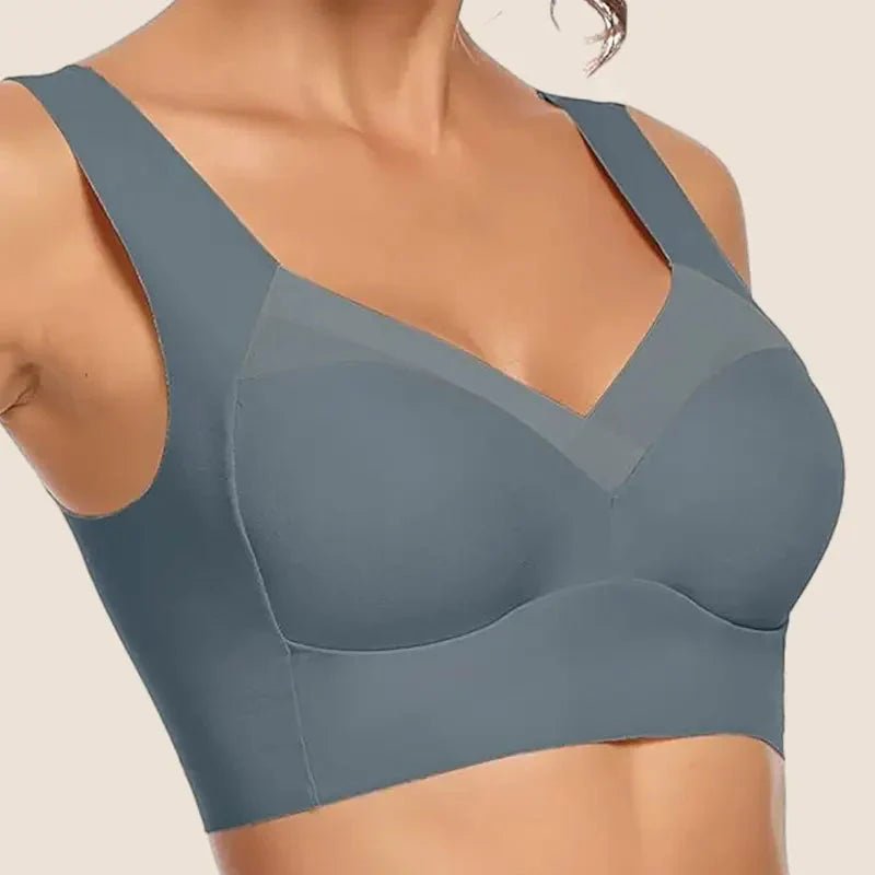 Sophia | Plus Size Wireless Bra V-Neck Molded Cup Pull-On Design