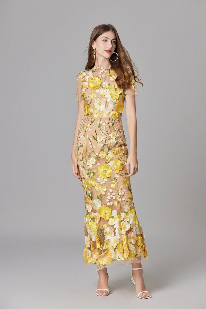 Scarlett | Women's Floral Applique Sleeveless Maxi Dress