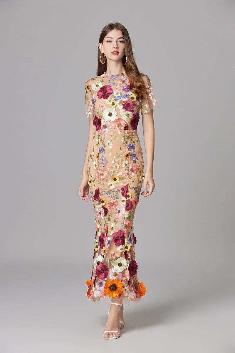 Scarlett | Women's Floral Applique Sleeveless Maxi Dress