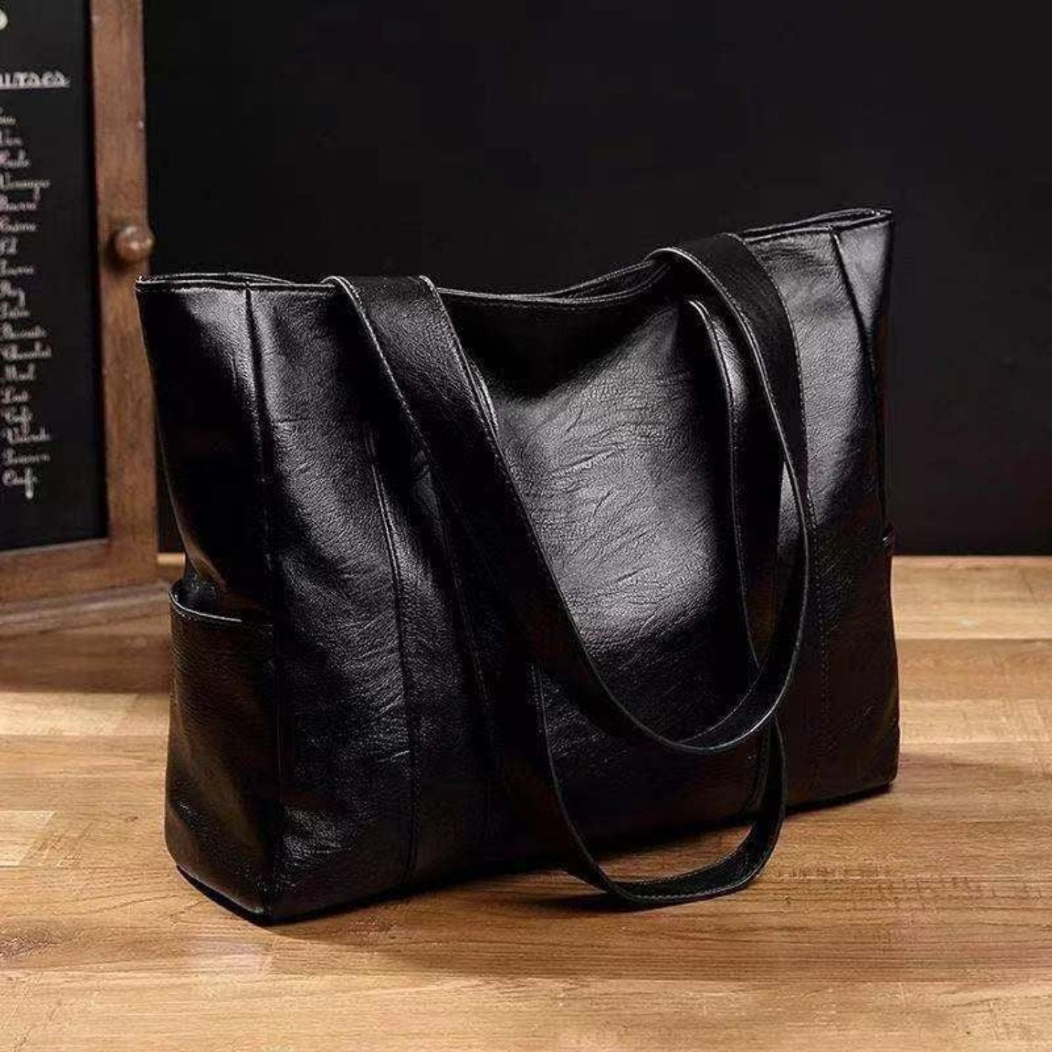 Charlotte | Women's Large-Capacity Vintage Leather Shoulder Tote Bag