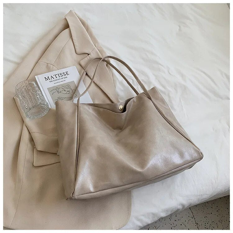 Scarlett | Women's Retro Large-Capacity PU Leather Shoulder Tote Bag